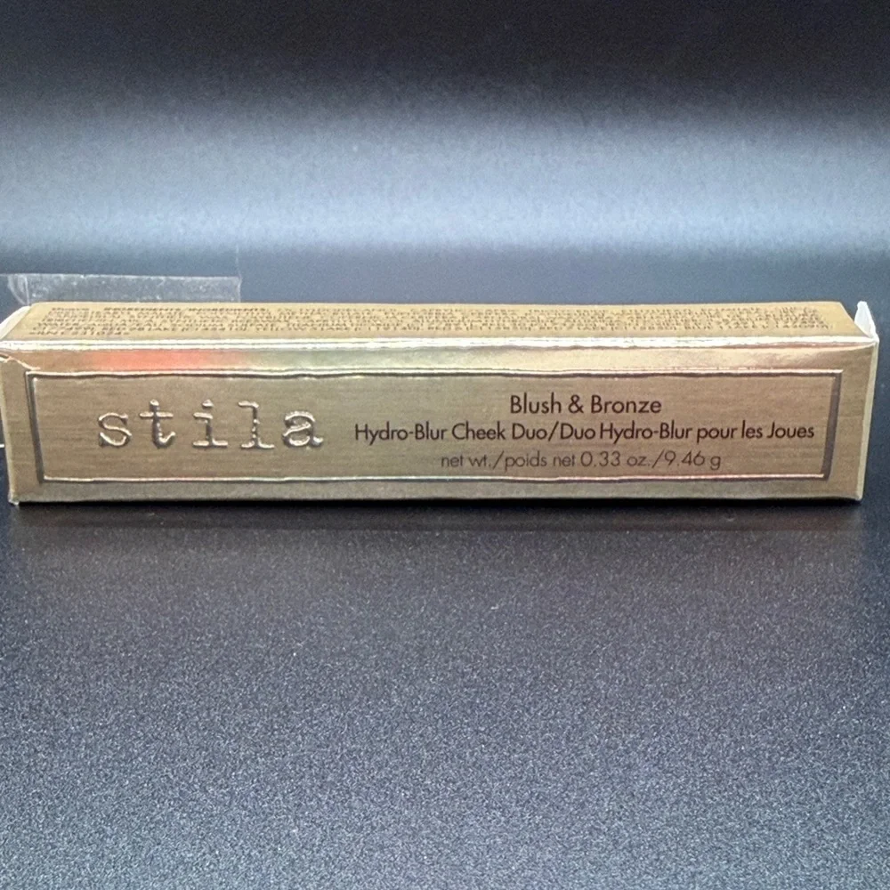 Stila Blush & Bronze Hydro-Blur Cheek Duo- Guava and Mocha